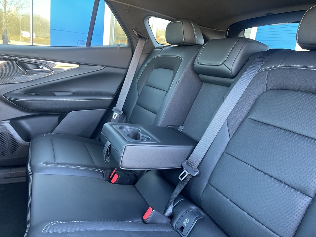 2025 Chevrolet Blazer EV LT - Photo 17