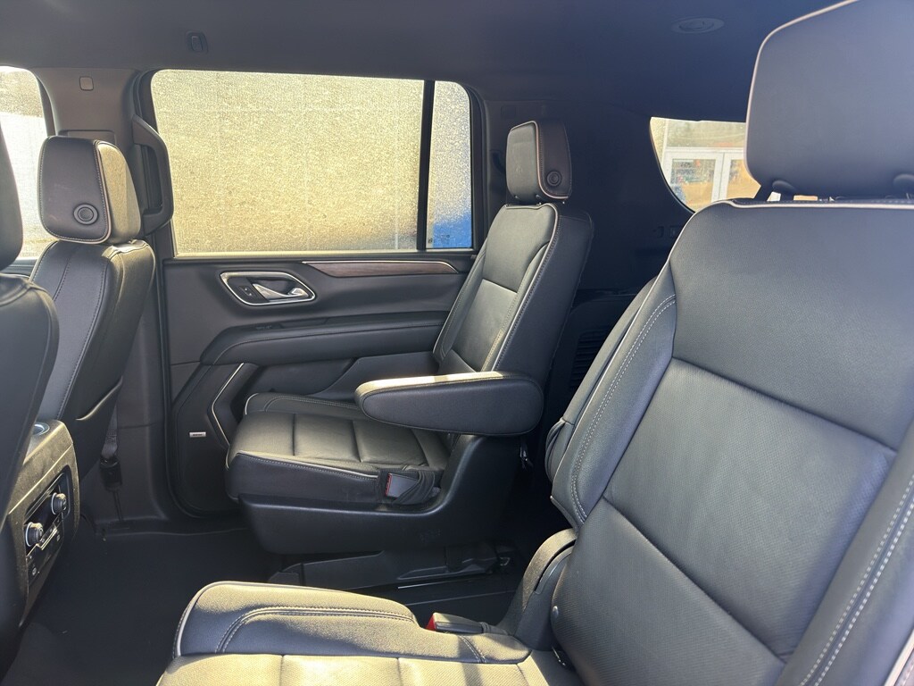 Used 2023 Chevrolet Suburban Premier SUV