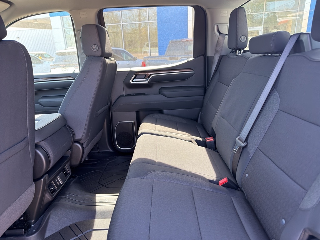 2026 Chevrolet Silverado 1500 LT - Photo 6