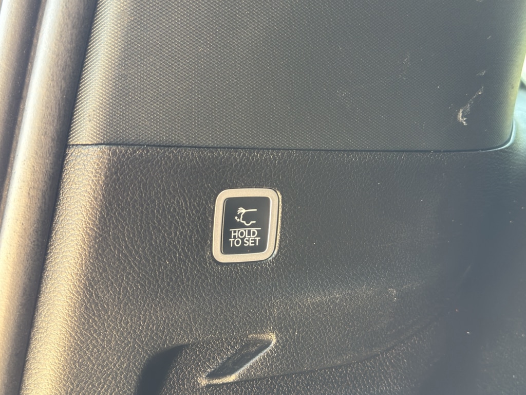 2024 Jeep Wagoneer L Series II - Photo 12