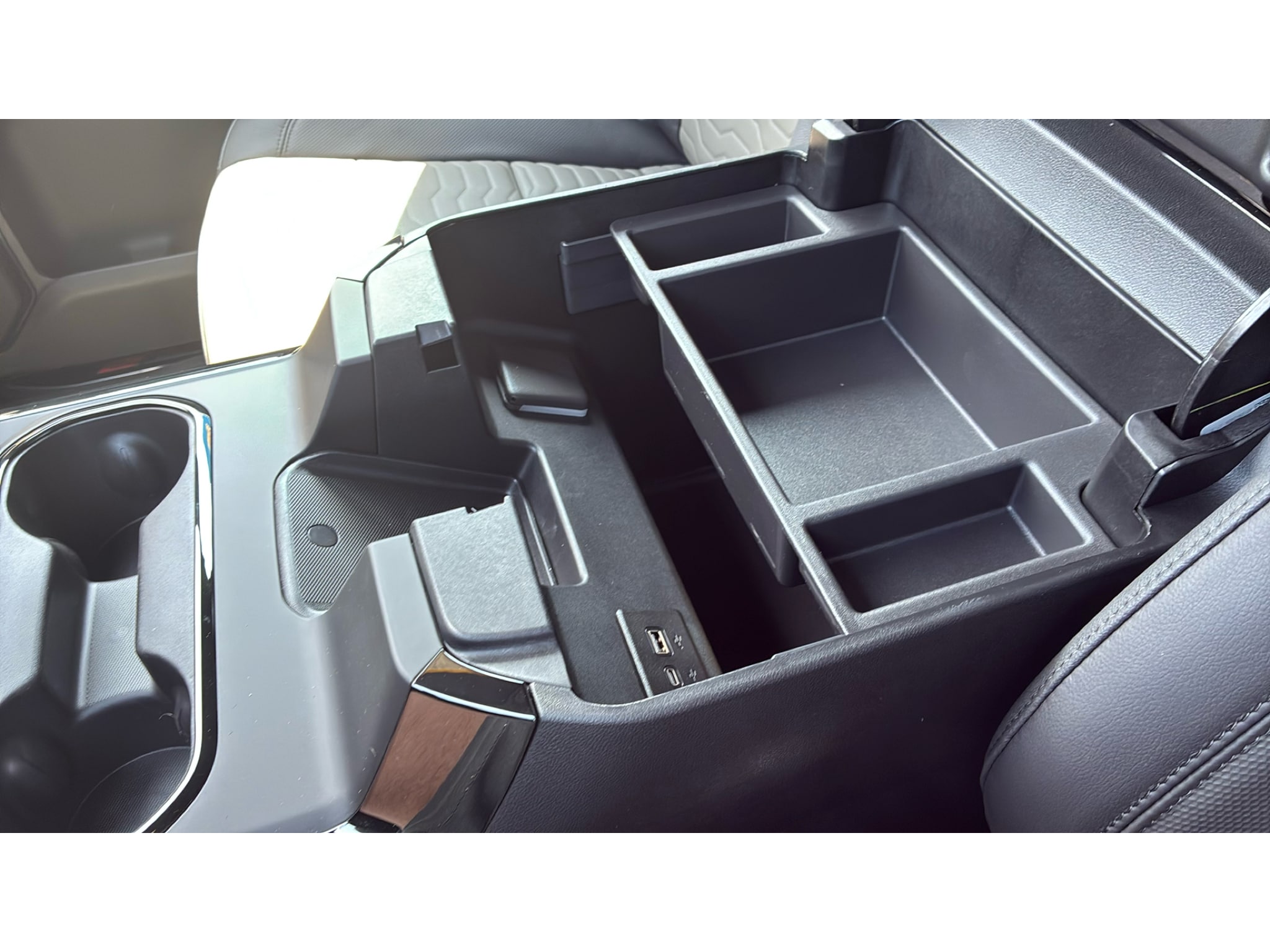 2026 Chevrolet Silverado 2500 HD ZR2 - Photo 38