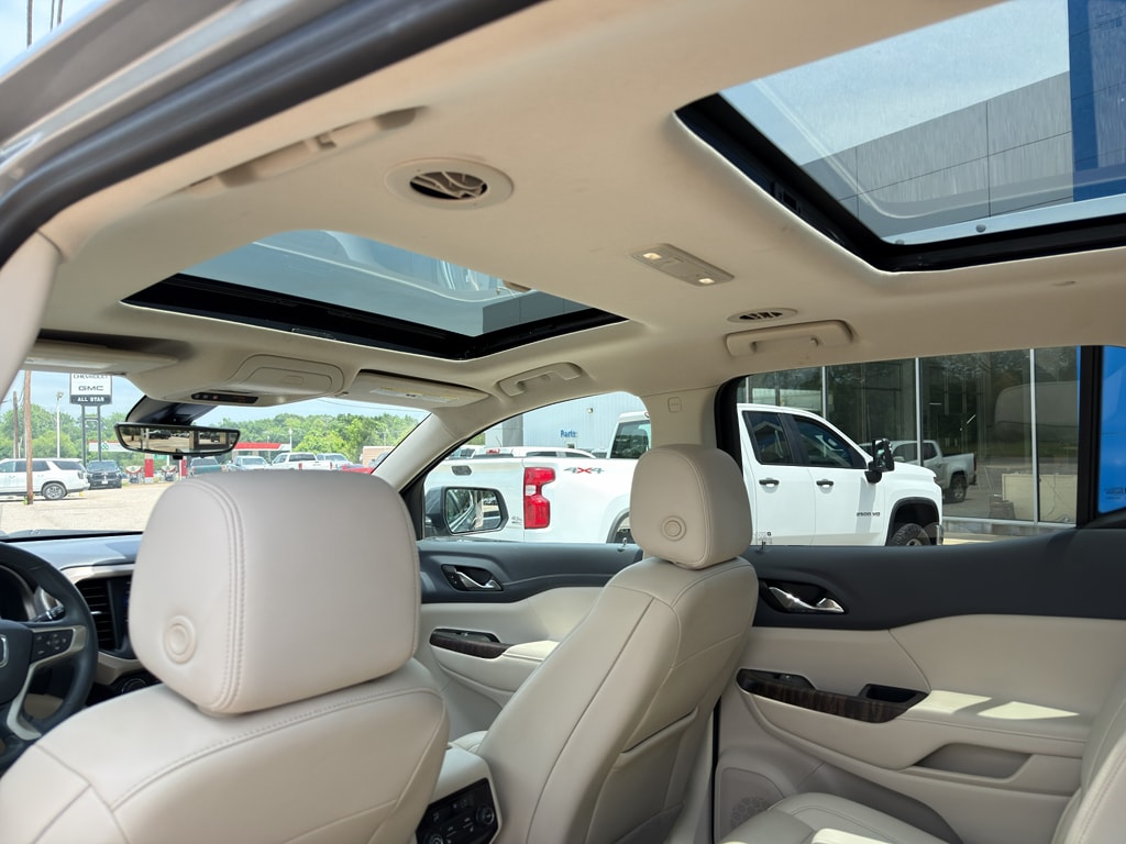 2023 GMC Acadia Denali - Photo 21
