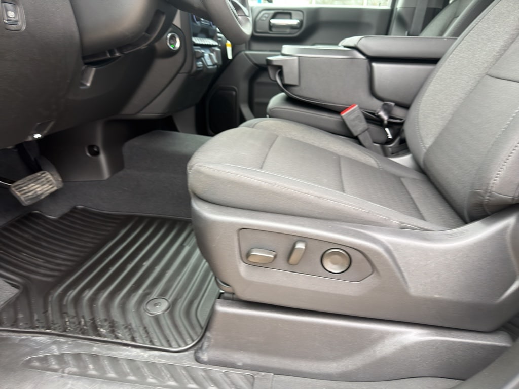 2026 Chevrolet Silverado 2500 HD Custom - Photo 19