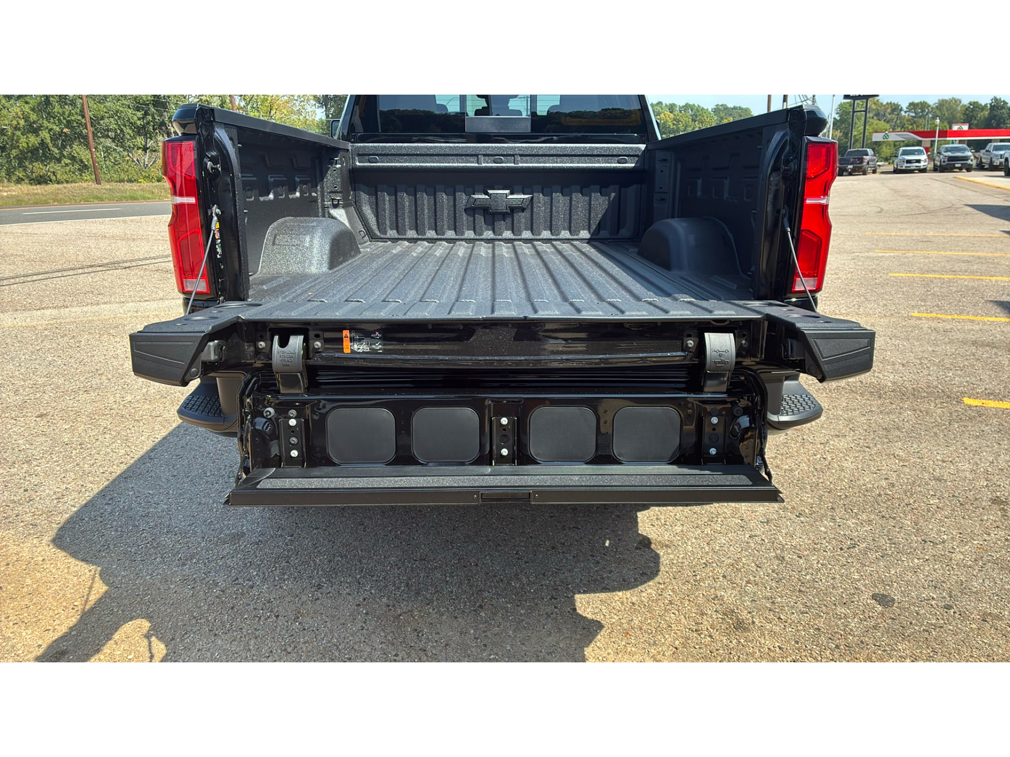 2026 Chevrolet Silverado 2500 HD ZR2 - Photo 11