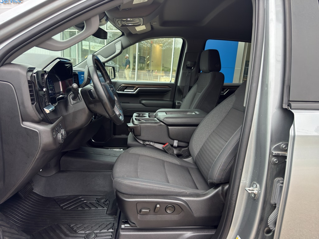 Used 2024 Chevrolet Silverado 1500 RST Truck