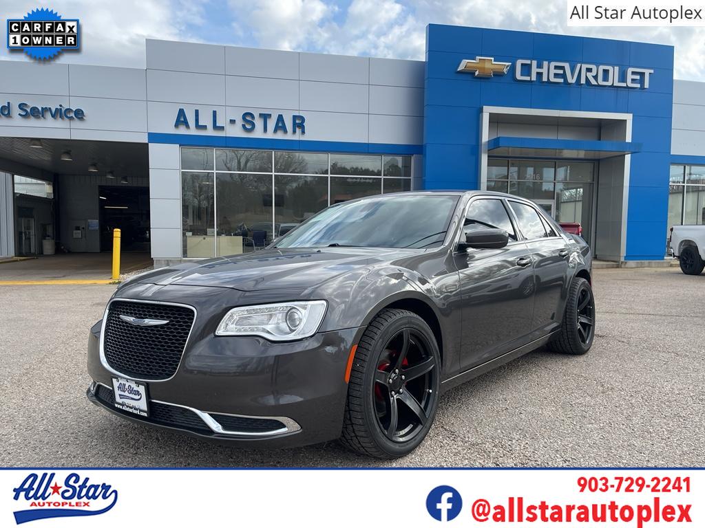 2023 Chrysler 300 Touring