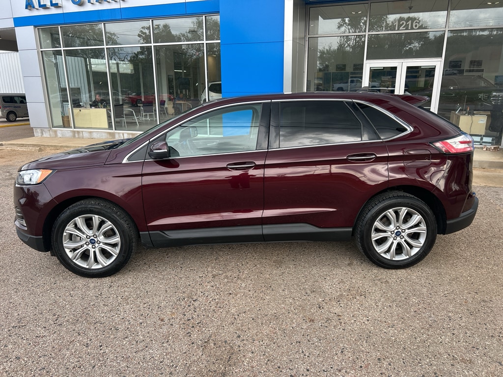 Used 2022 Ford Edge Titanium SUV