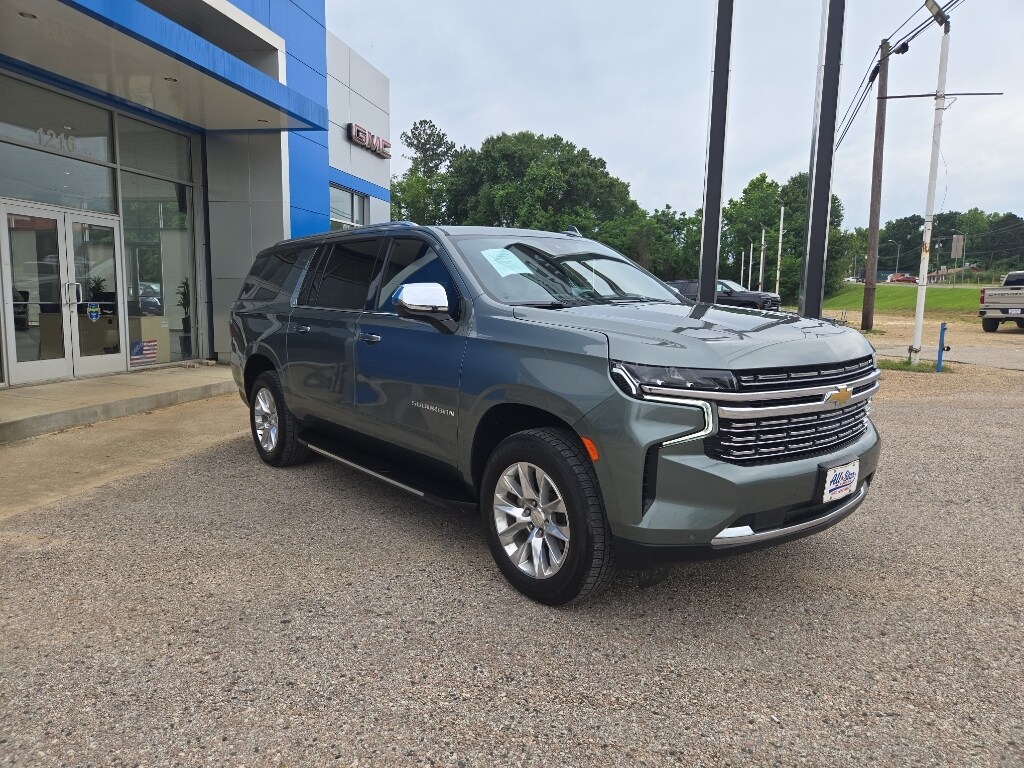 2023 Chevrolet Suburban Premier - Photo 25