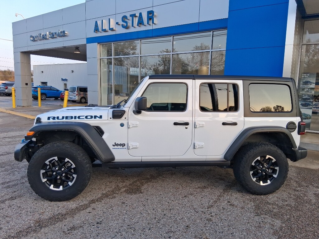 2024 Jeep Wrangler 4xe Rubicon photo 2