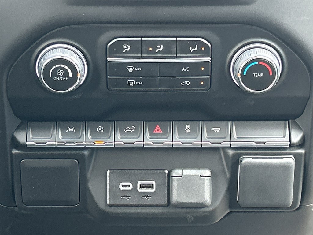 2026 Chevrolet Silverado 1500 Custom - Photo 18