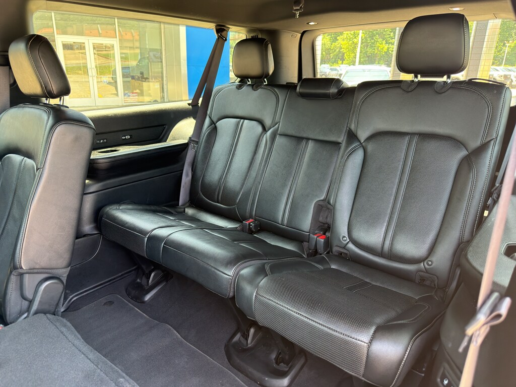 2024 Jeep Wagoneer L Series II - Photo 22
