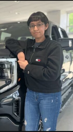 Staff member Jiselle Martinez from ID_00fbaa93d091