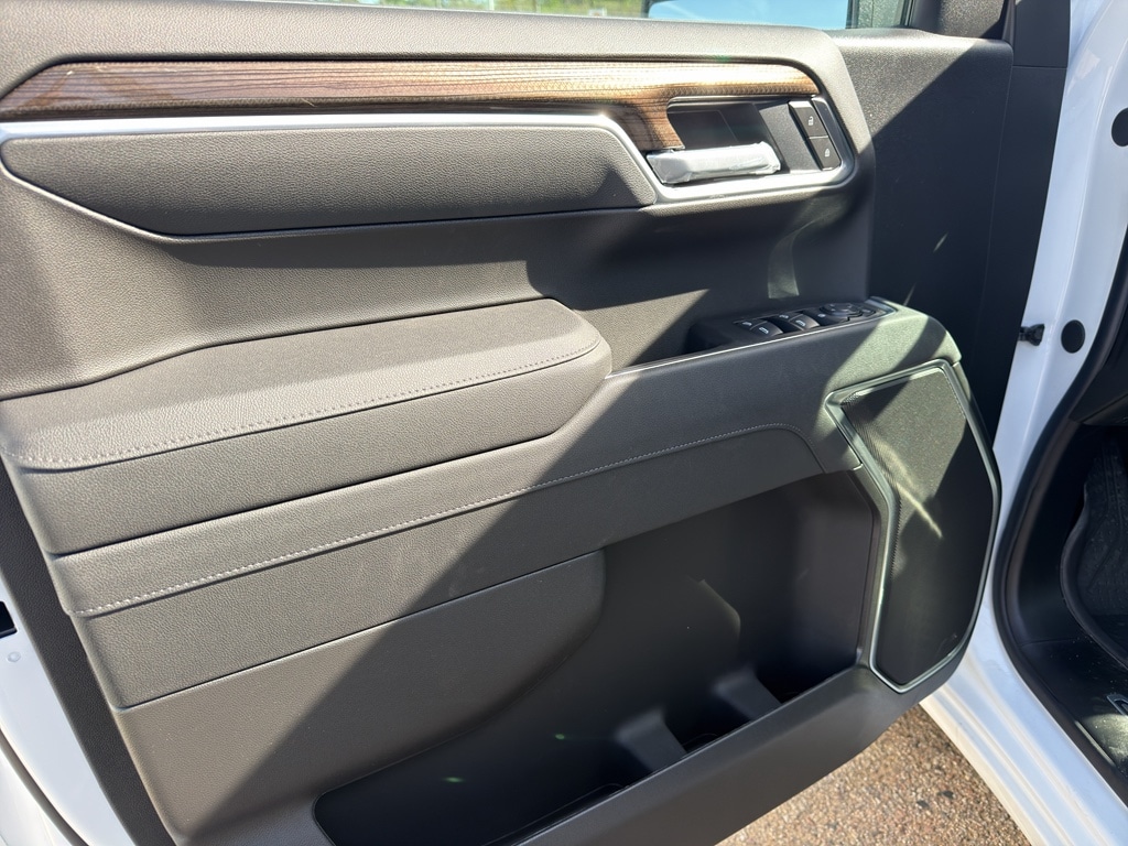 2026 Chevrolet Silverado 1500 LT - Photo 15