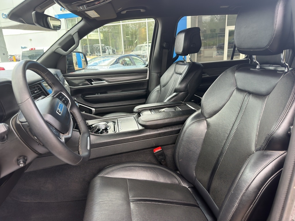 Used 2024 Jeep Wagoneer L Series II