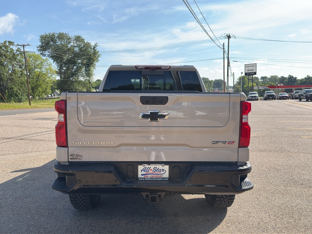2026 Chevrolet Silverado 1500 ZR2 - Photo 9