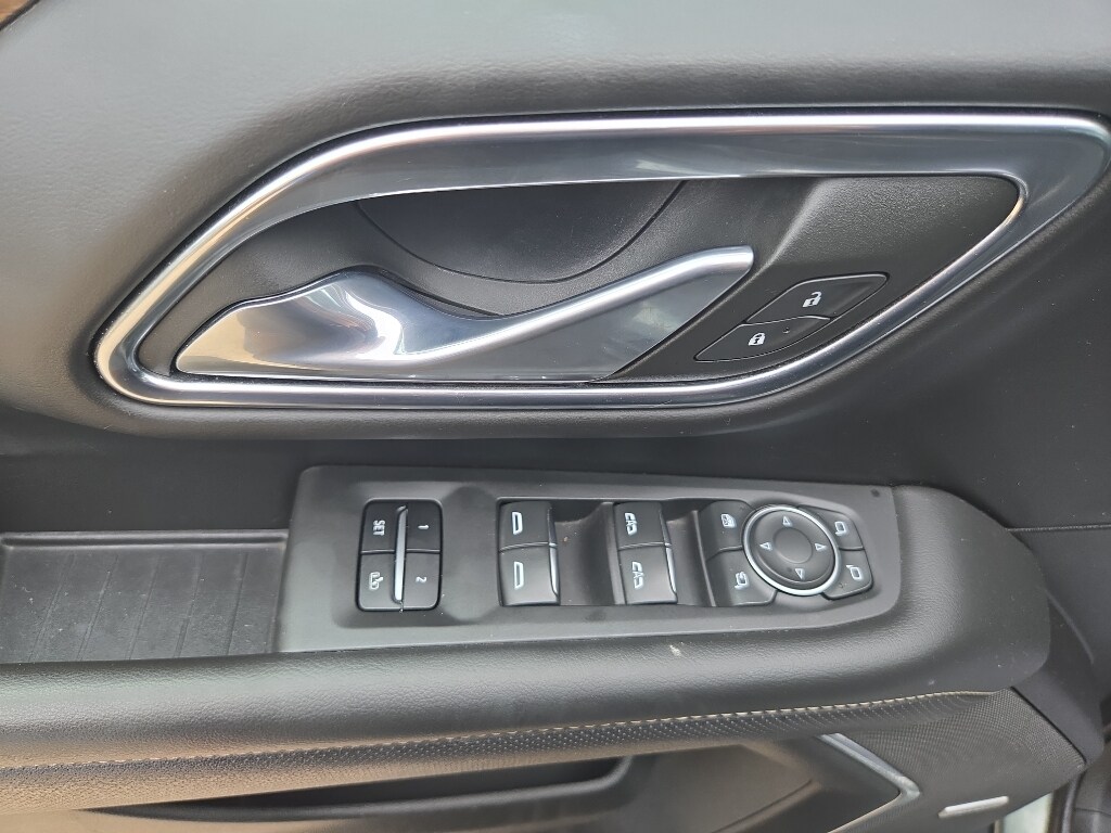 2023 Chevrolet Suburban Premier - Photo 31