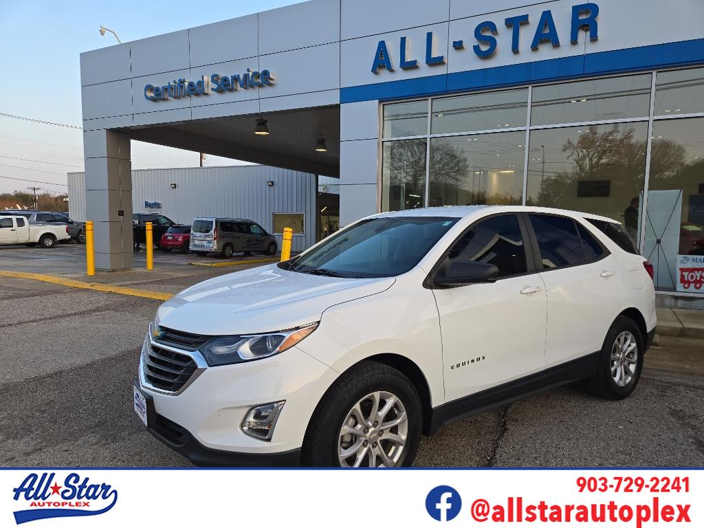 2020 Chevrolet Equinox LS's photo