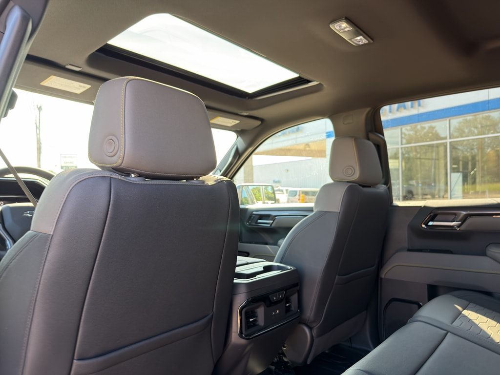 2026 Chevrolet Silverado 1500 ZR2 - Photo 21