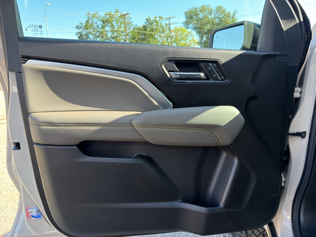 2026 Chevrolet Colorado ZR2 - Photo 23