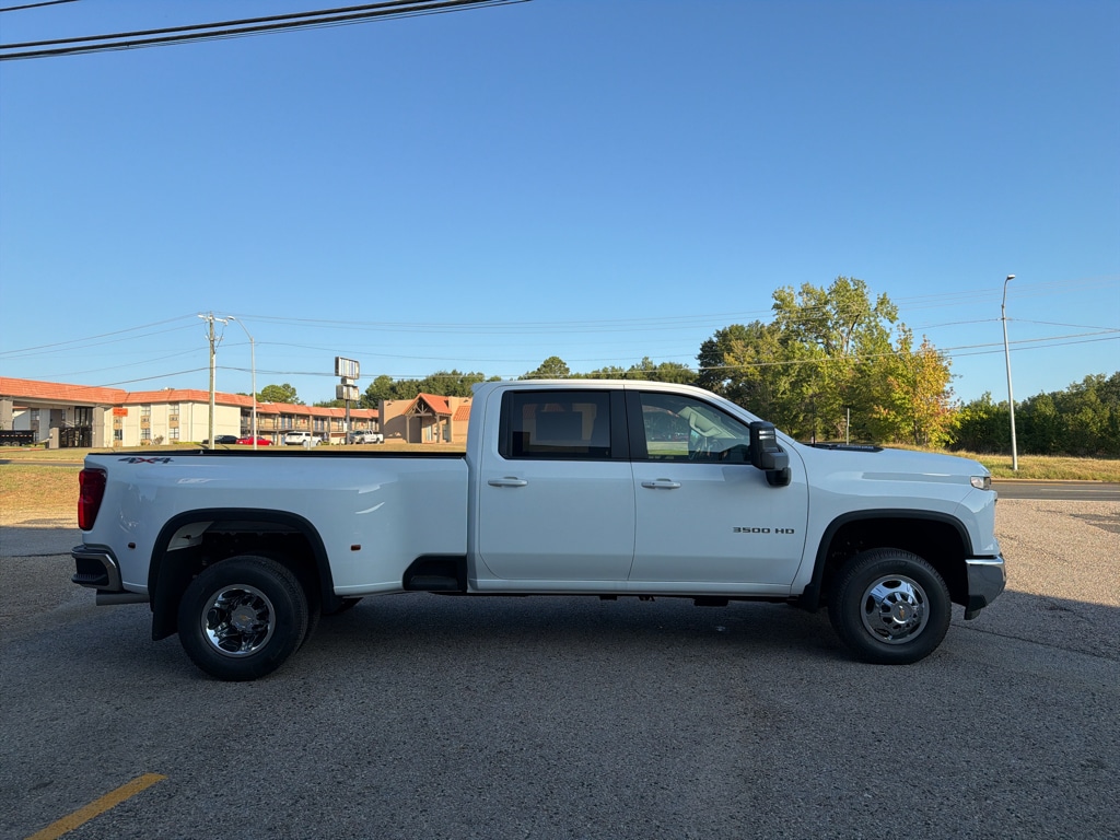 2026 Chevrolet Silverado 3500 HD LT - Photo 13