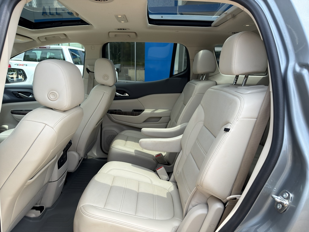 2023 GMC Acadia Denali - Photo 5
