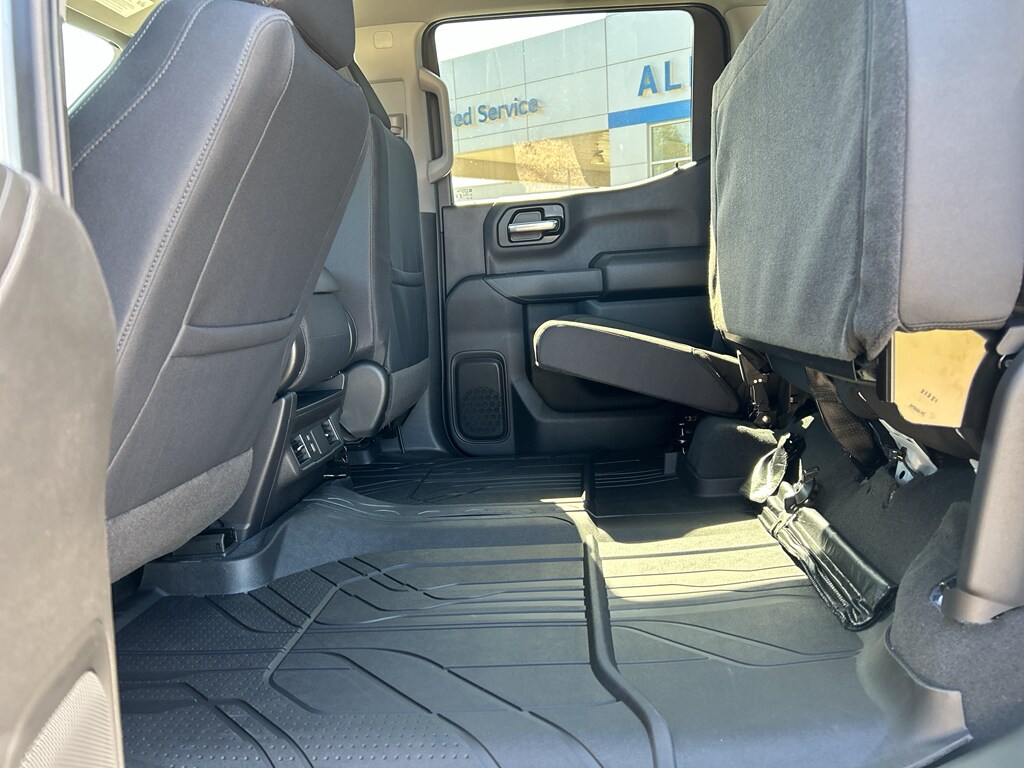2026 Chevrolet Silverado 1500 Custom - Photo 12