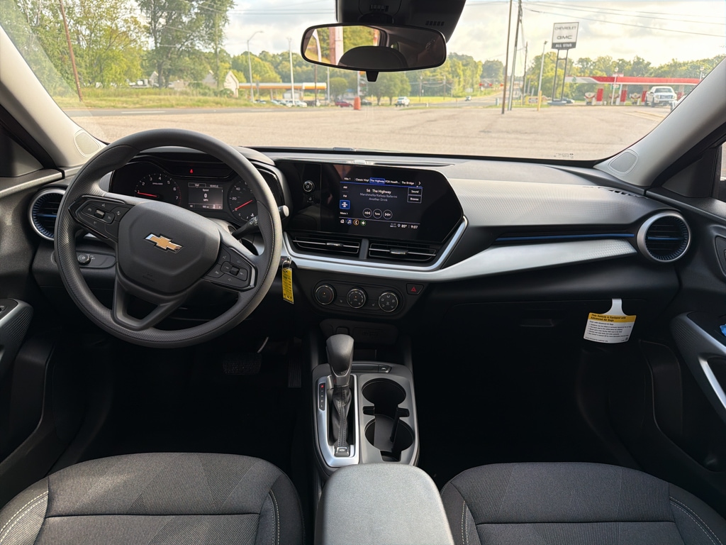 2026 Chevrolet Trax LS - Photo 18