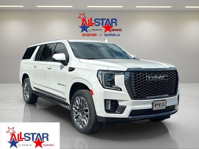 2023 GMC Yukon Denali Ultimate AWD's photo