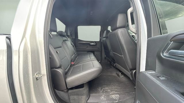 2022 GMC Sierra 1500 SLT - Photo 14