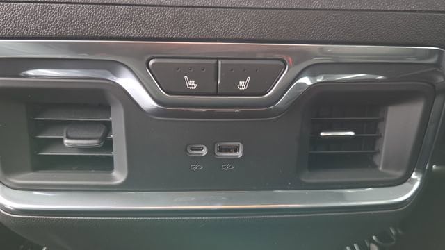 2026 GMC Sierra 2500HD SLT - Photo 33