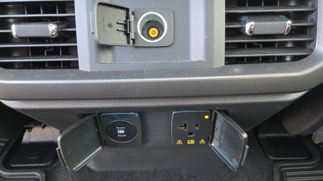 2025 Ford F-150 Lariat - Photo 40