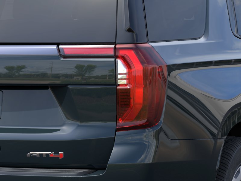 2026 GMC Yukon AT4 Ultimate - Photo 11