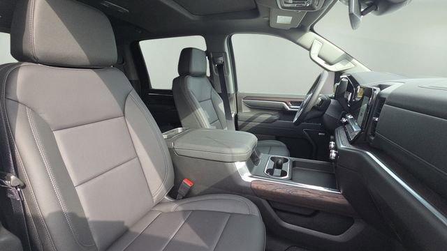 2026 GMC Sierra 2500HD SLT - Photo 18