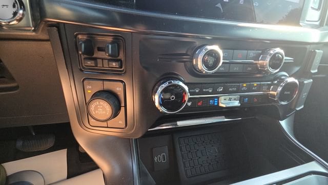 2025 Ford F-150 Lariat - Photo 26