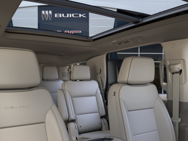 2027 GMC Yukon Denali - Photo 22