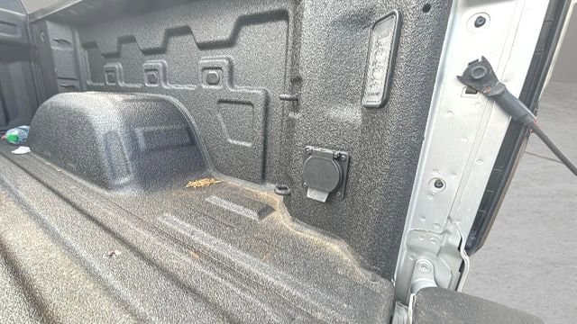 2022 GMC Sierra 1500 SLT - Photo 18