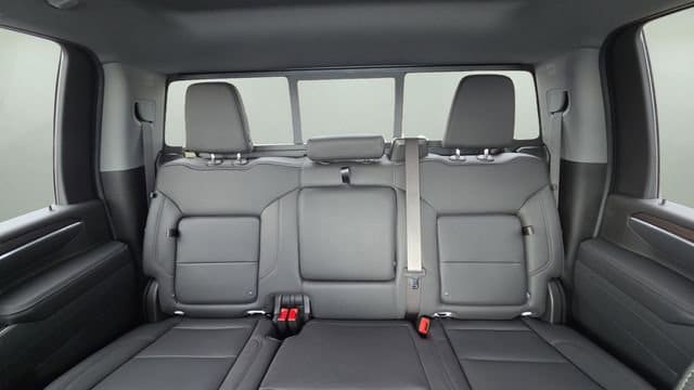 2026 GMC Sierra 2500HD SLT - Photo 15