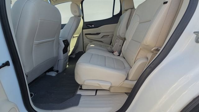 2023 GMC Acadia Denali - Photo 36
