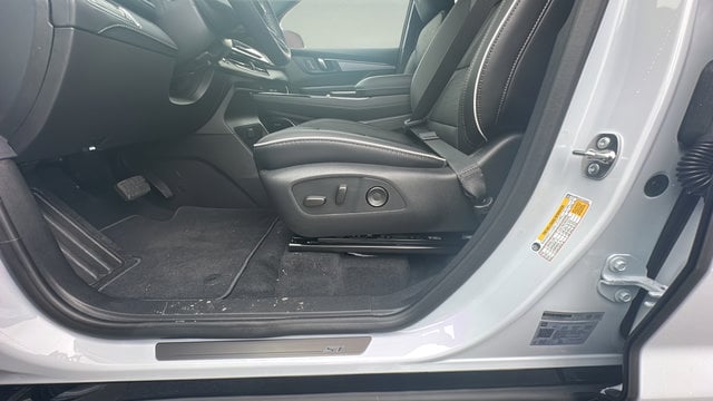 2026 Buick Enclave Sport Touring - Photo 11