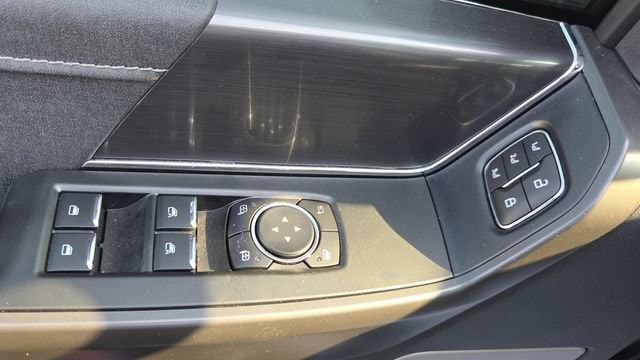 2025 Ford F-150 Lariat - Photo 23