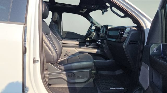 2025 Ford F-150 Lariat - Photo 12