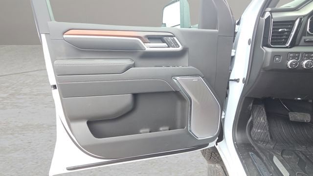 2026 GMC Sierra 2500HD Denali - Photo 36