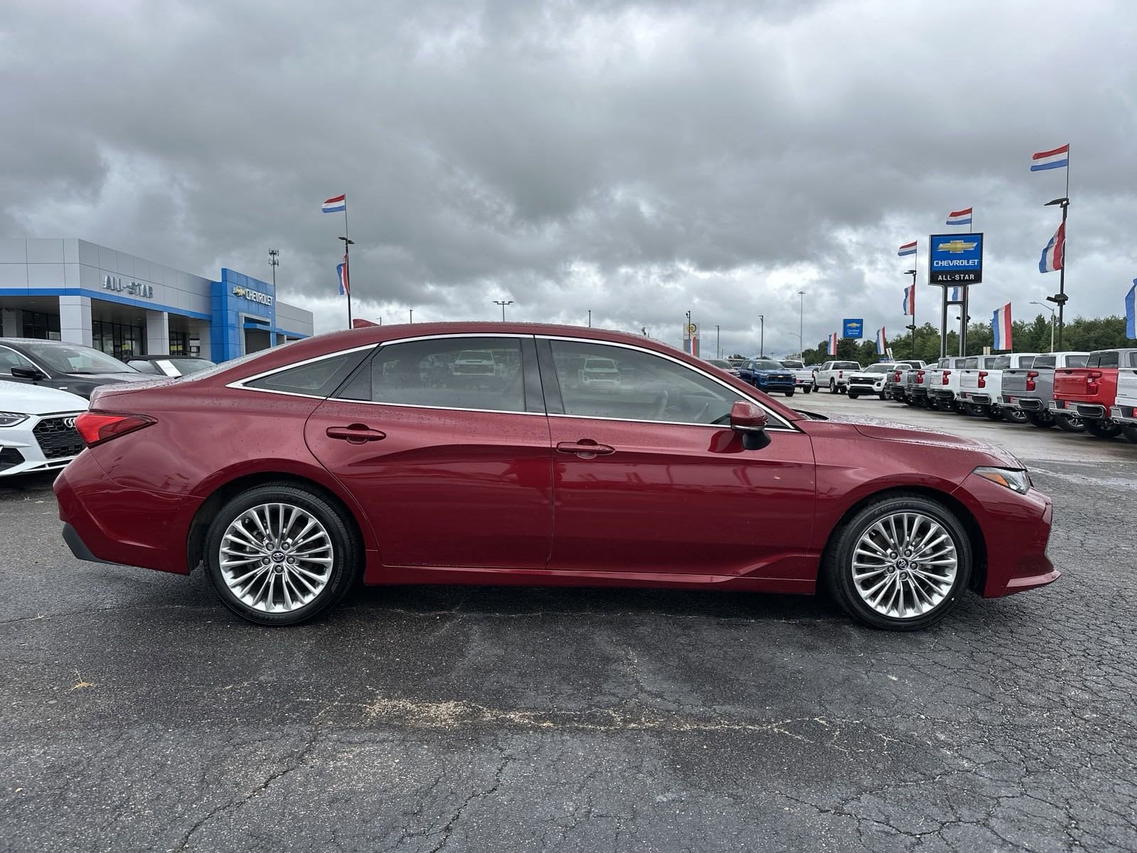 Used 2019 Toyota Avalon Limited with VIN 4T1BZ1FB3KU031733 for sale in Olive Branch, MS