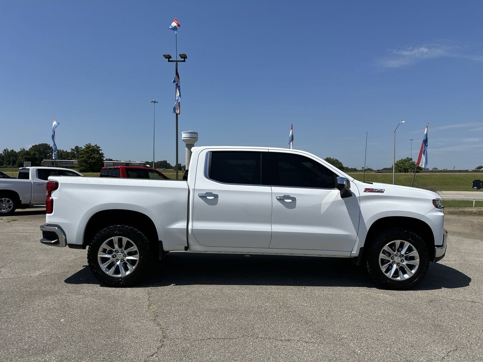 Used 2020 Chevrolet Silverado 1500 LTZ with VIN 3GCUYGED6LG439847 for sale in Olive Branch, MS