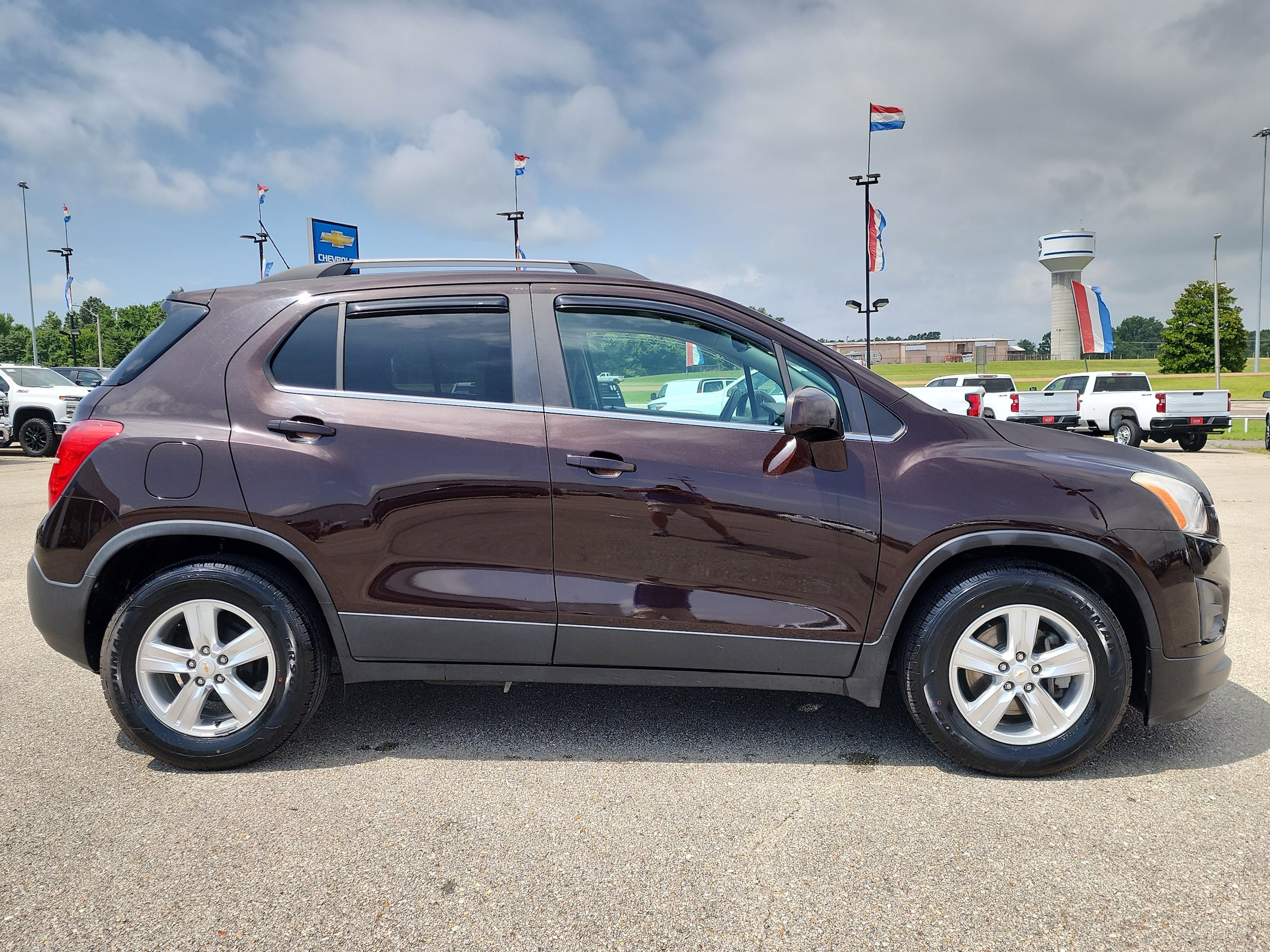Used 2016 Chevrolet Trax LT with VIN KL7CJLSB7GB711796 for sale in Olive Branch, MS