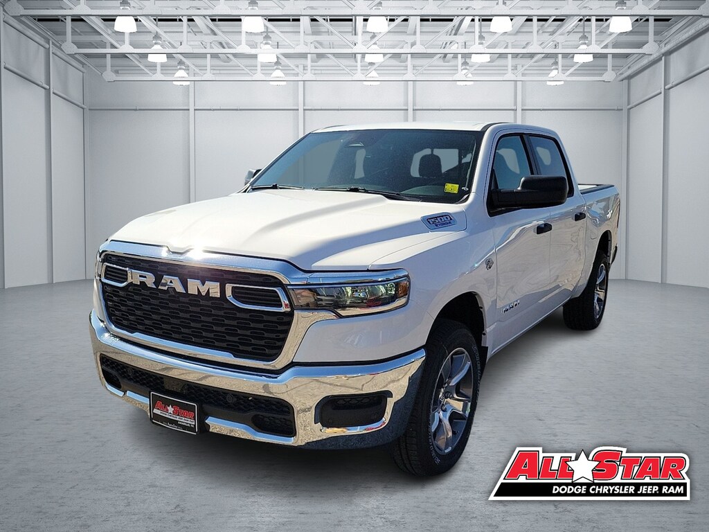 New 2026 Ram 1500 TRADESMAN CREW CAB 4X4 5'7 BOX Pickup