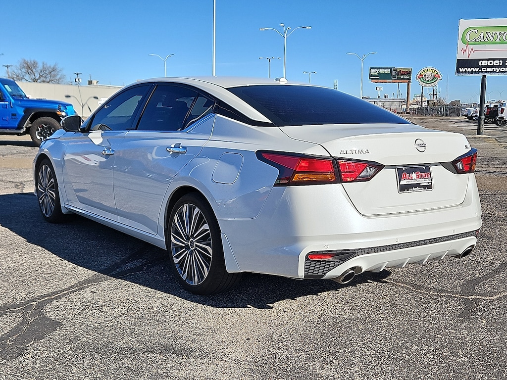 Used 2024 Nissan Altima 2.5 SL