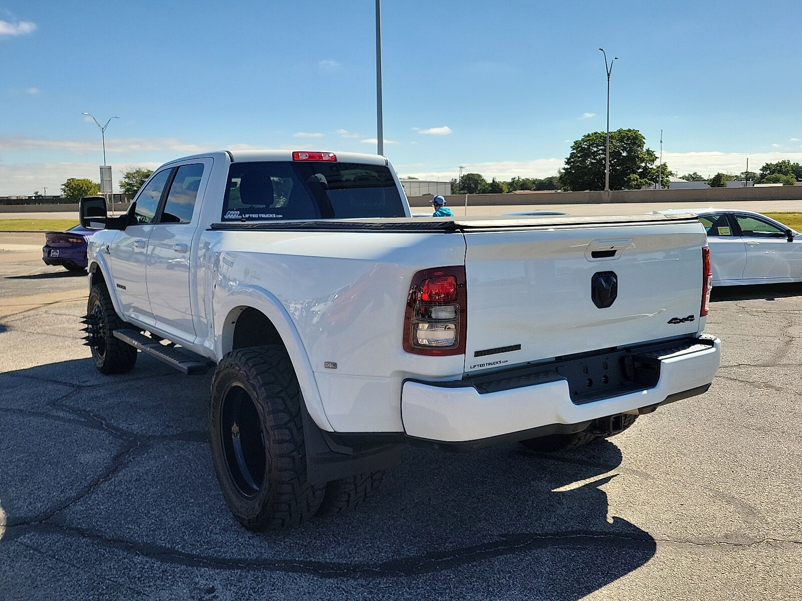 2024 Ram 3500 Big Horn photo 3