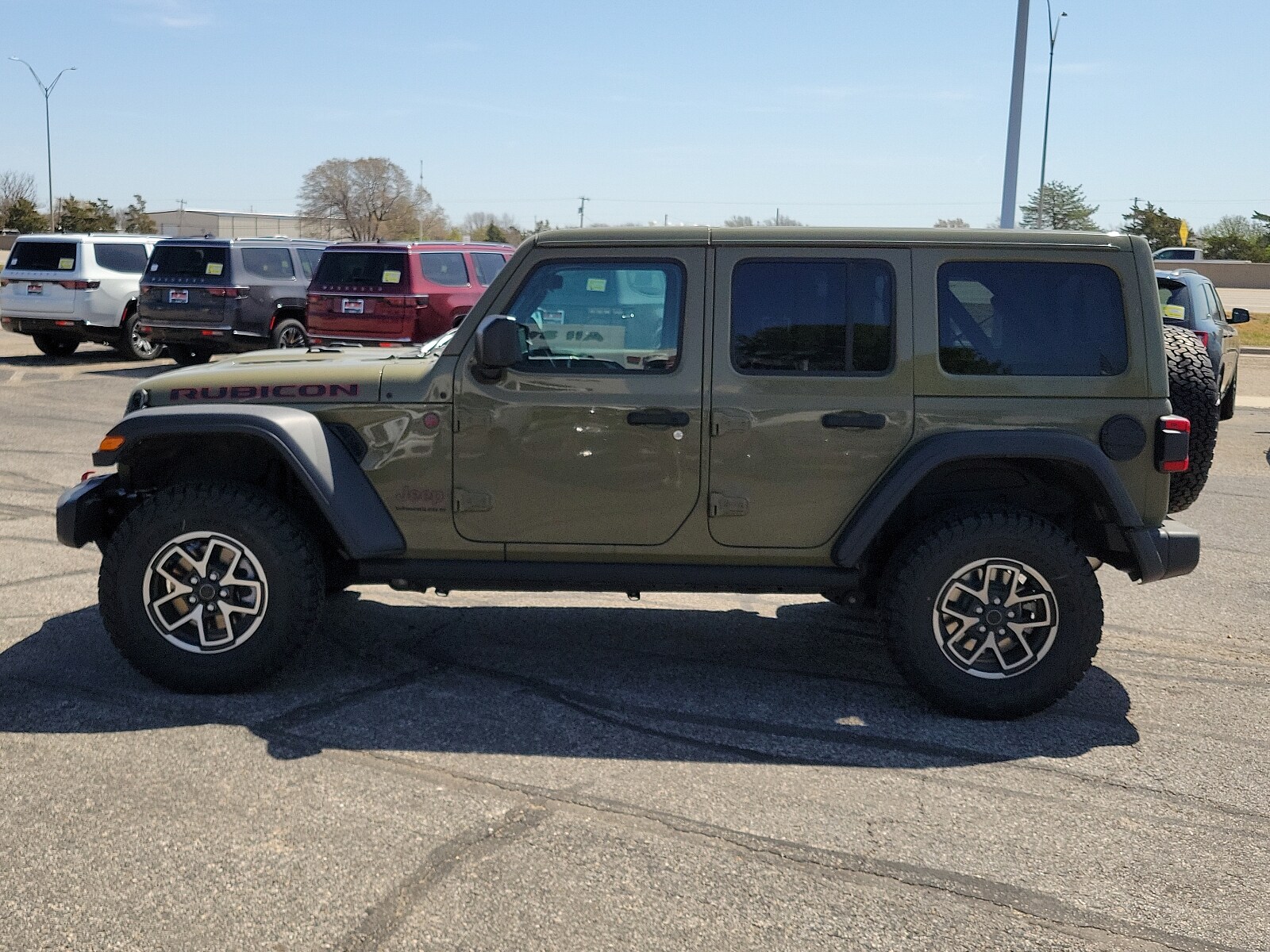 2025 Jeep Wrangler Rubicon photo 2