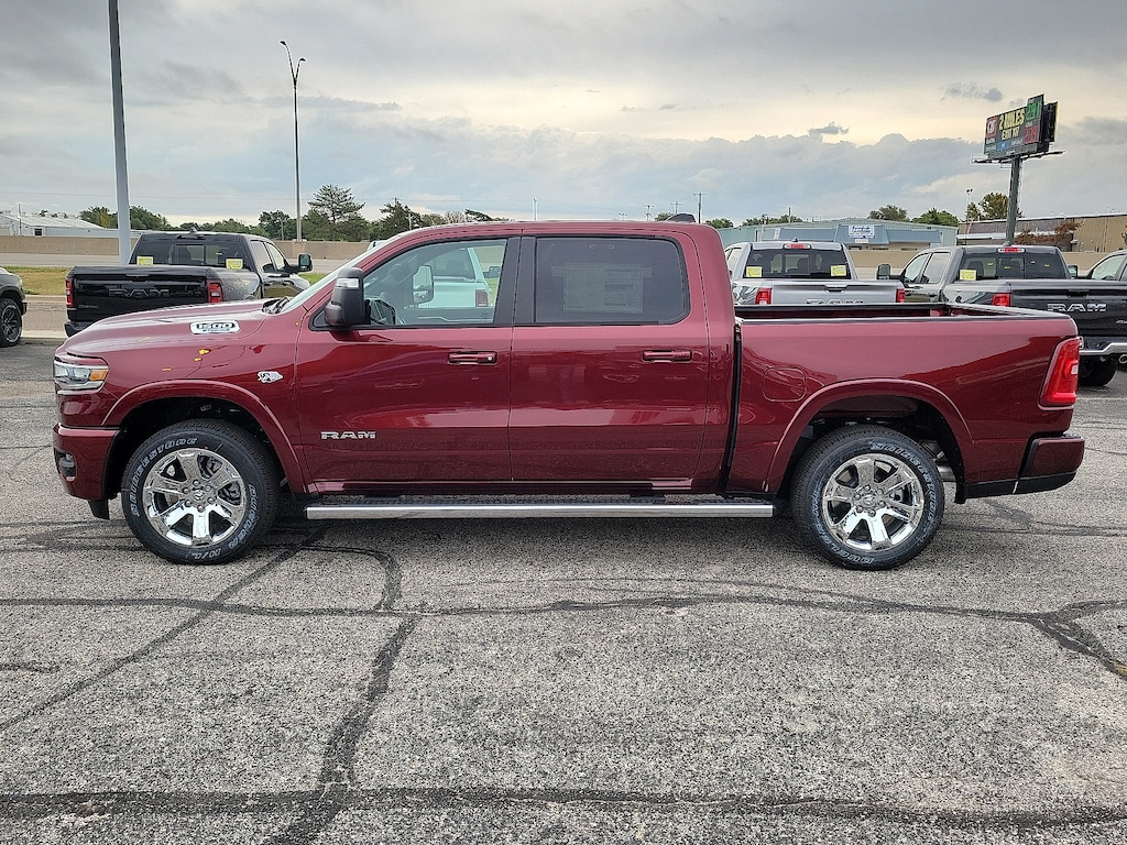 New 2026 Ram 1500 LONE STAR CREW CAB 4X4 5'7 BOX Pickup